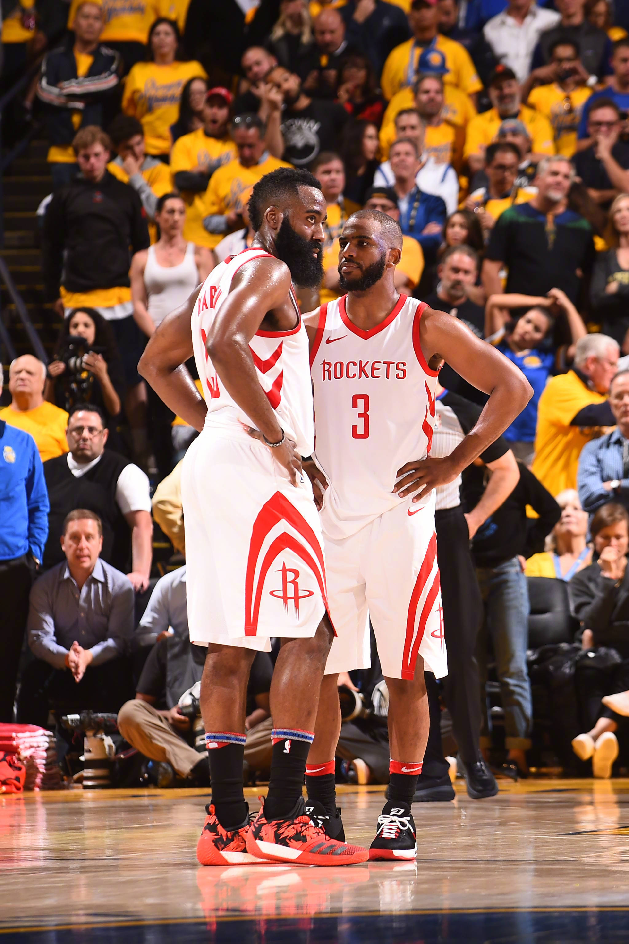 提醒我们 提醒我们